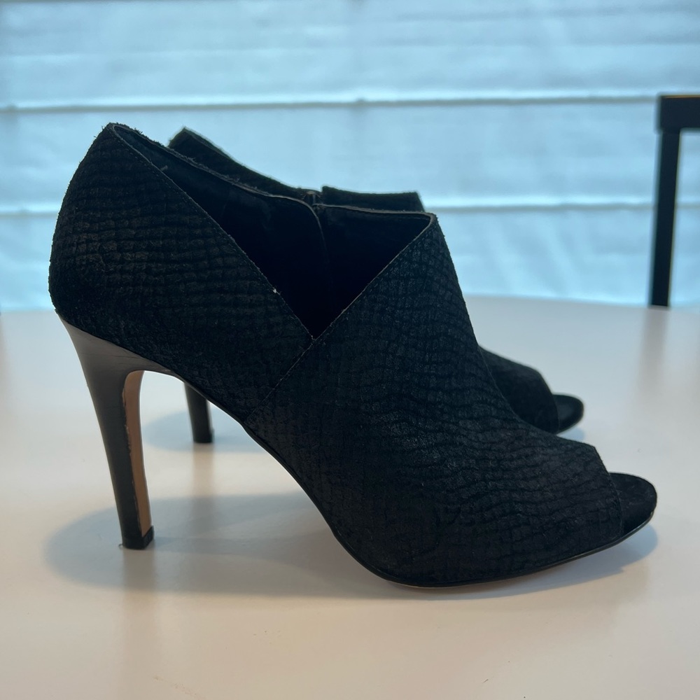 Audrey Brooke heels. Size 10.